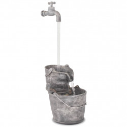 Fontanna kran i wiadra, żywica syntetyczna