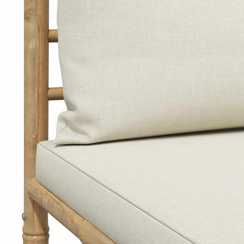 Ogrodowa sofa środkowa, śmietankowe poduszki, bambus