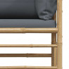 Sofa ogrodowa z ciemnoszarymi poduszkami, bambusowa