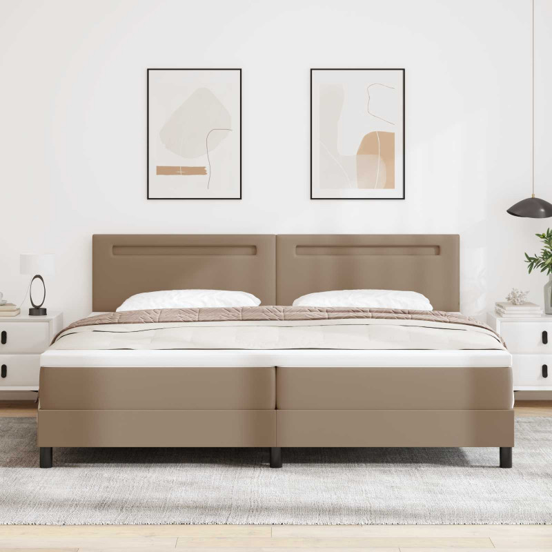 Łóżko sprężynowe Cappuccino 200 x 200 cm Skóra syntetyczna