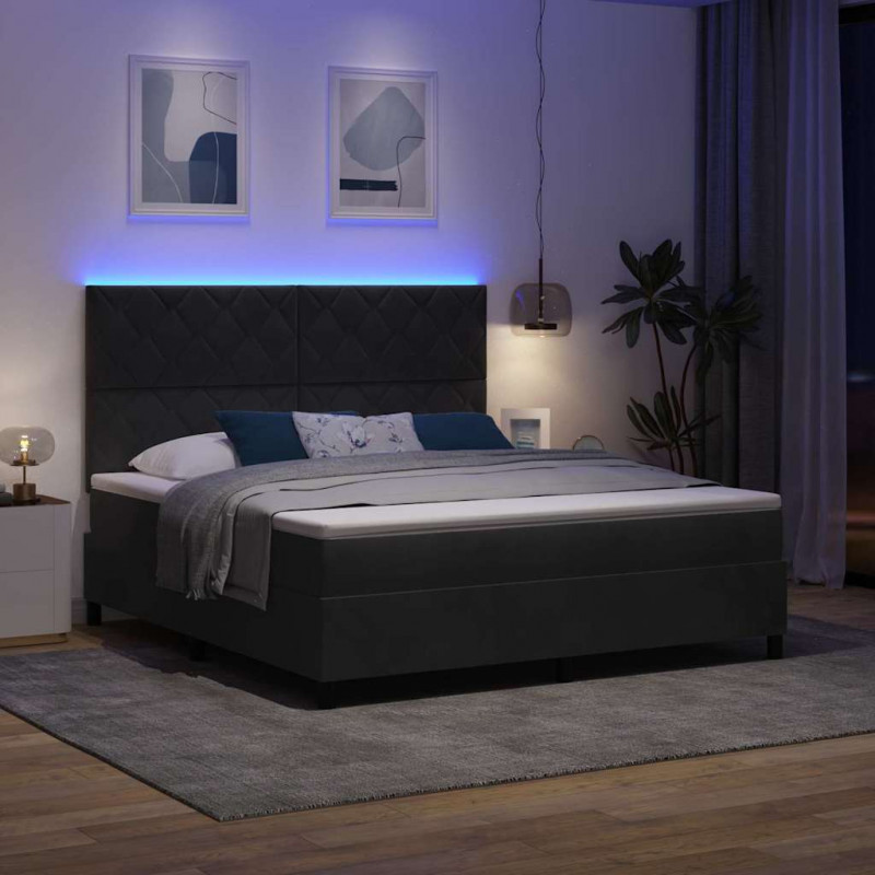 Łóżko z sprężyną LED z materacem Czarny 180 x 200 cm Aksamit