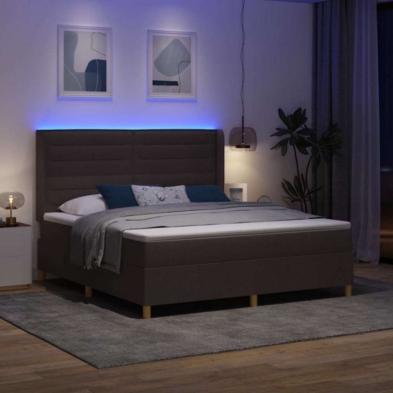 Łóżko sprężynowe z materacem z LED Brązowy 180 x 200 cm tkanina