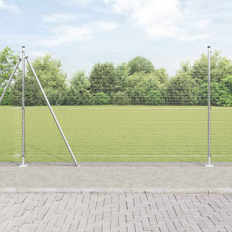 Słupek ogrodzeniowy. Srebrny 10 x 1,4 m (siatka 19 x 19 mm)