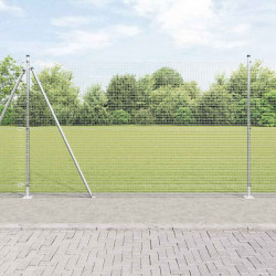Słupek ogrodzeniowy. Srebrny 10 x 1,5 m (siatka 19 x 19 mm)