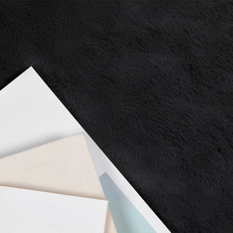 Antypoślizgowy dywan z sztucznego futra królika Olite Czarny
