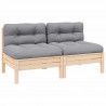 2-osobowa sofa ogrodowa z szarymi poduszkami, drewno sosnowe