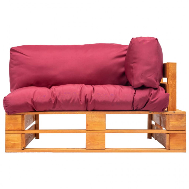 Sofa ogrodowa z palet z czerwonymi poduszkami, sosna
