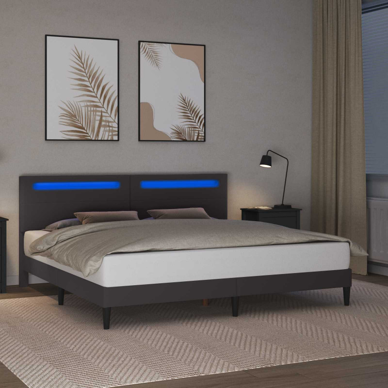 Ramka łóżka z paskami LED Szary 200 x 200 cm Ekoskóra