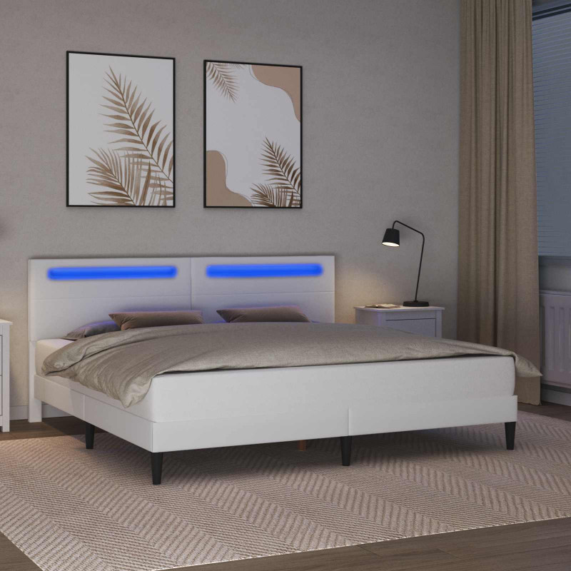 Ramka łóżka z paskami LED Biały 180 x 200 cm Ekoskóra