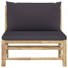 Środkowa sofa ogrodowa z ciemnoszarymi poduszkami, bambusowa