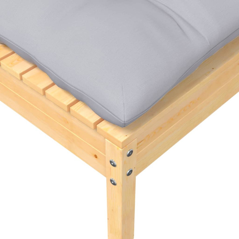 2-osobowa sofa ogrodowa z szarymi poduszkami, drewno sosnowe